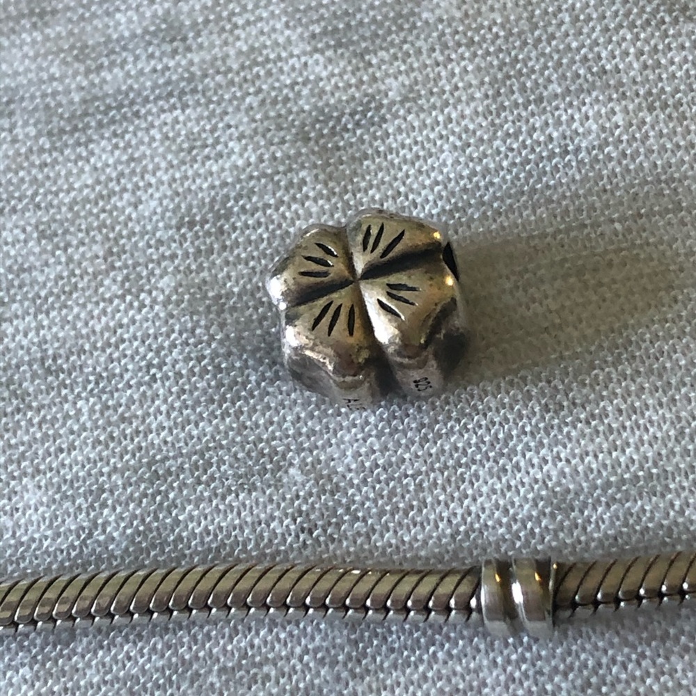 Pandora shamrock charm